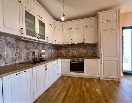 Apartment in Bečići