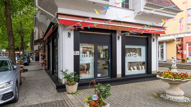 Commercial in Heviz